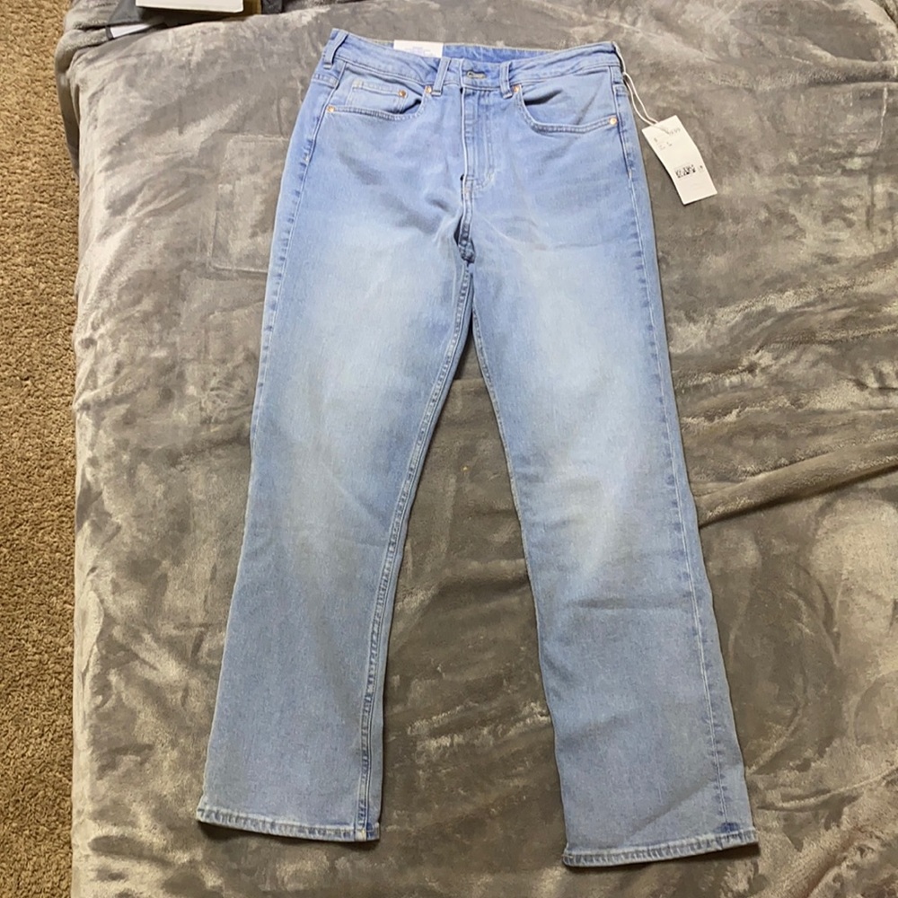 H&M STRAIGHT JEANS NEW!!!!!